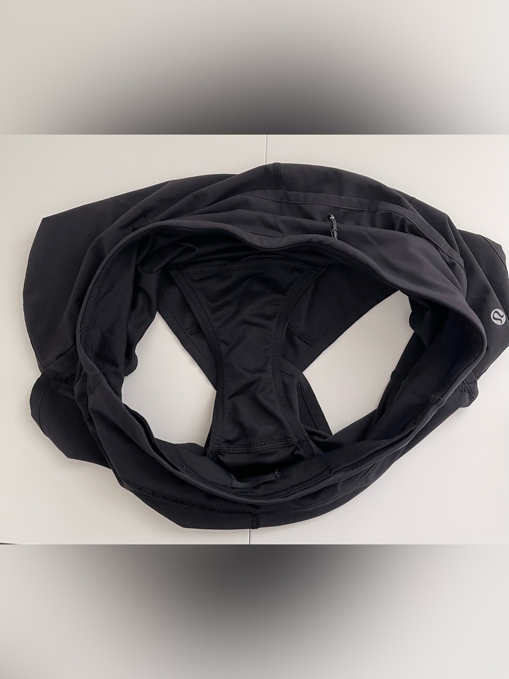 LULULEMON Black Speed Up Lined Shorts Size 6 Athletic Activewear - Picture 3 of 4